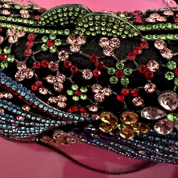 Natasha Evelyn Multi Rhinestone Clutch w Floral Design Green Leaf Clasp - Picture 8 of 12